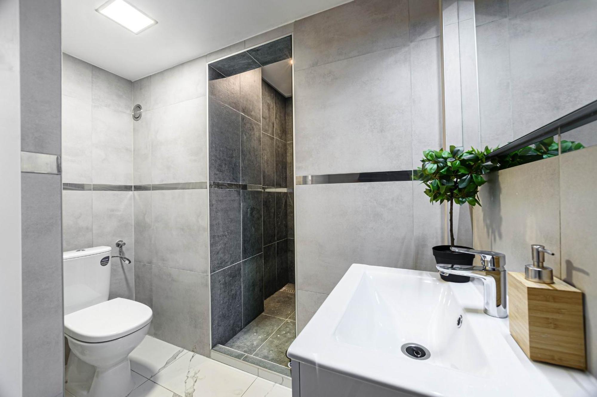 New Modern Homes Rakoczi 57 Budapest Exterior photo